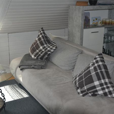 Dg-Zimmer Köln Exteriör bild