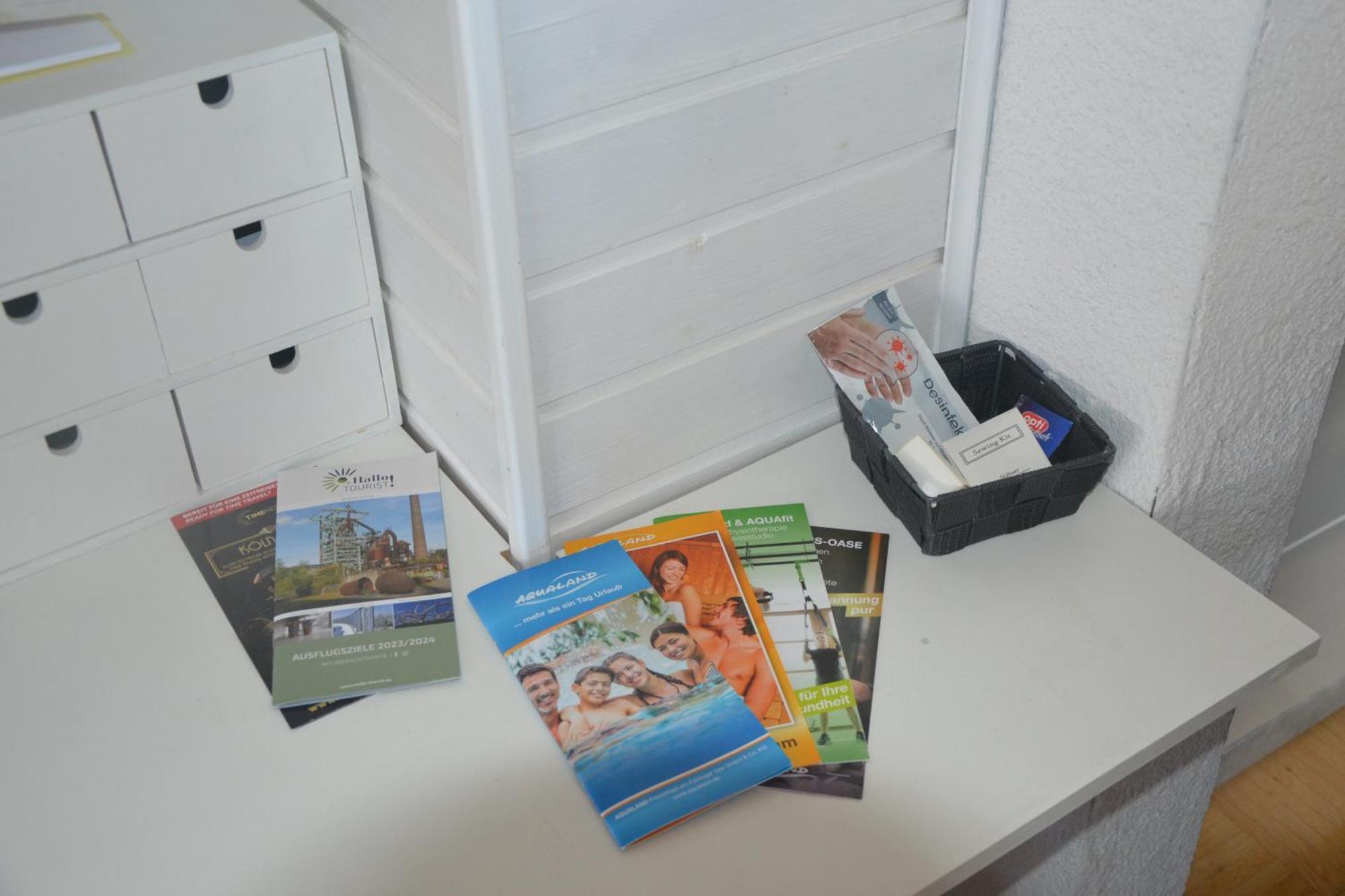 Dg-Zimmer Köln Exteriör bild