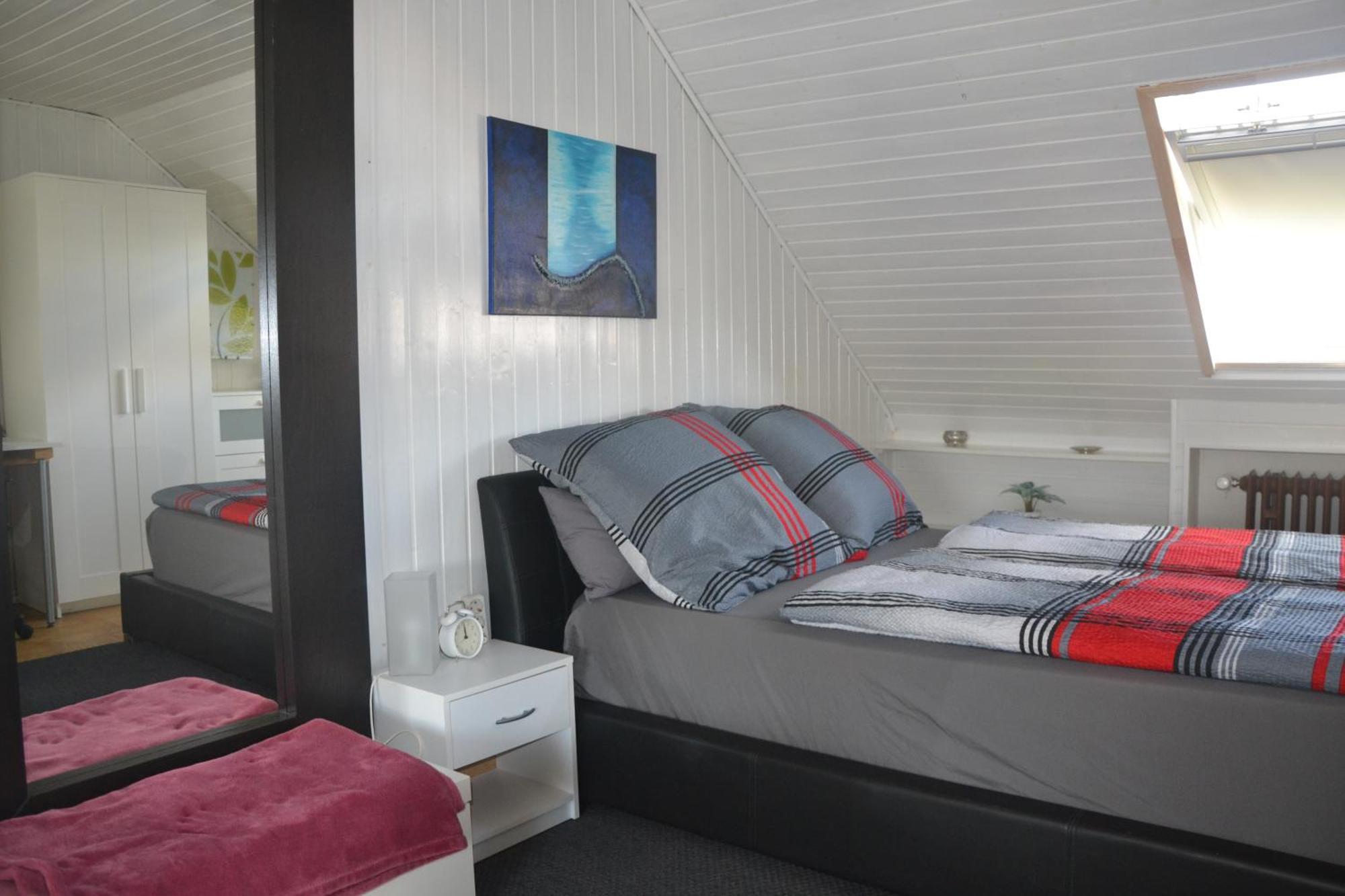 Dg-Zimmer Köln Exteriör bild